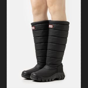 NWT Hunter Women's Intrepid Tall Black Puffer Snow Boots
